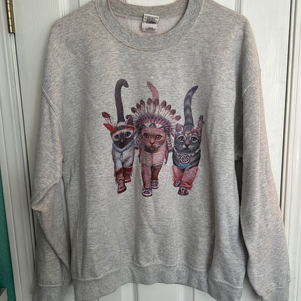 Cat sweatshirt